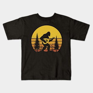 Bigfoot Sasquatch Playing the Oud Vintage Sunset Oriental Music Kids T-Shirt